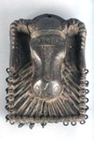 MARKK: C 2393. Anhänger mit Widderkopf